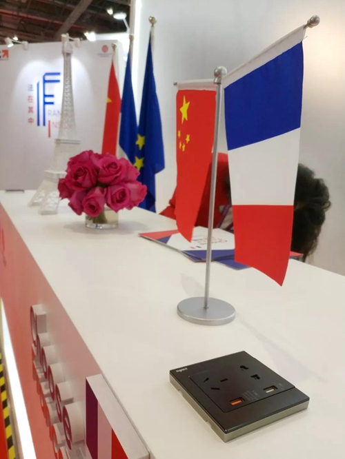 罗格朗参加进博会丨将在法国馆现场演讲展示智能家居解决方案