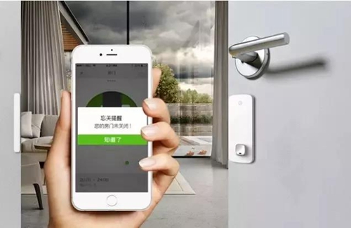 金牌厨柜打造智能化家居,智小金为您带来更舒适的生活条件