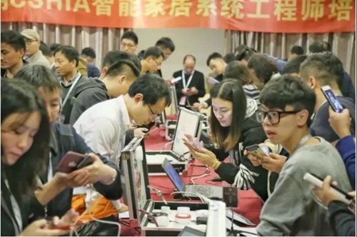 南京搜新卞兆军:智能公厕商用方案怎么做?厕所革命其实是一场产业革命