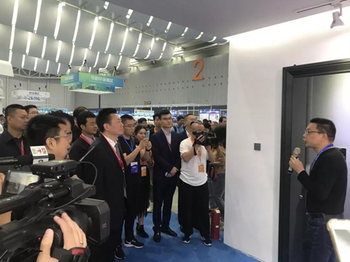 施米德智能门窗黑科技,采用开放式智能系统,与智能家居系统联动