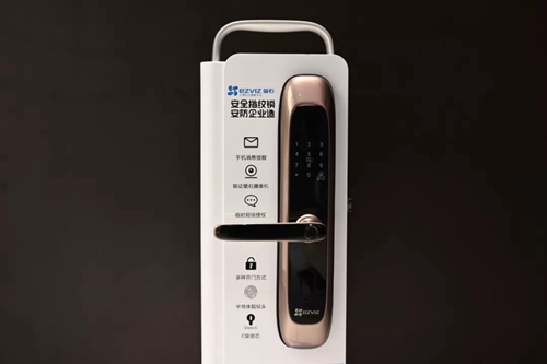 萤石新款DL20S智能锁联网握开版:多种开锁方式,高灵敏半导体指纹头精准识别