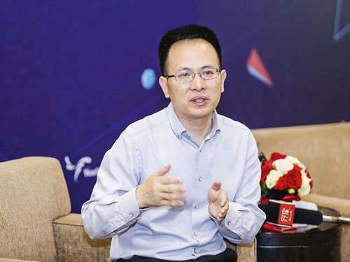 齐家网CEO邓华金内部信:未来装修公司都将是科技公司