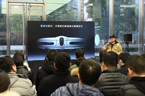 现场丨萤石智能视觉扫地机器人新品体验会,全方位介绍在清洁领域的创新